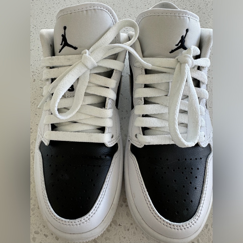 Nike Air Jordan 1 Low Reverse Panda Women’s - Picture 7 of 10